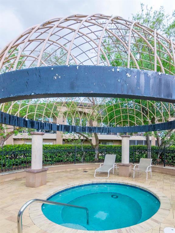 1036 Normandy Trace Road Tampa, FL 33602 - Photo 31 of 31 a view of outdoor space yard and patio