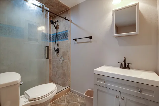 $1,250,000 | 3600 West South Street, Alvin, TX 77511