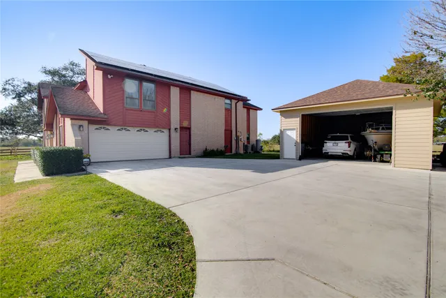 $1,250,000 | 3600 West South Street, Alvin, TX 77511