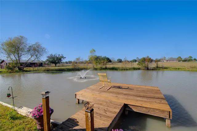 $1,250,000 | 3600 West South Street, Alvin, TX 77511