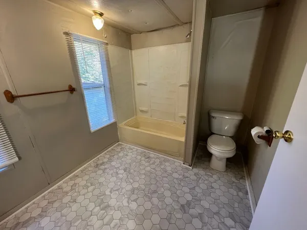 $750 | 862 Lou Ann Lane, Clarksville, TN 37042