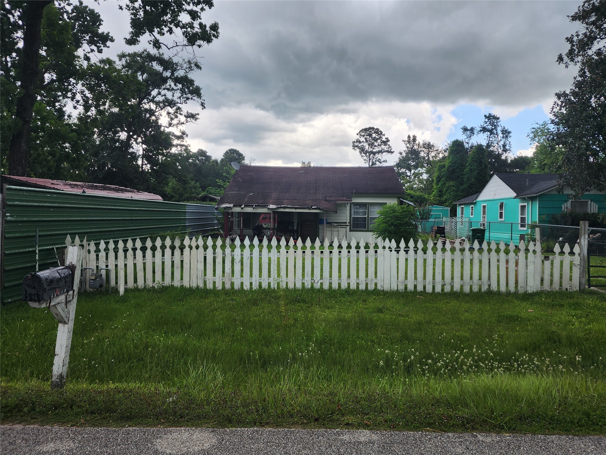 19530 Dunbar Avenue Houston, TX 77338 - Photo 4 of 9