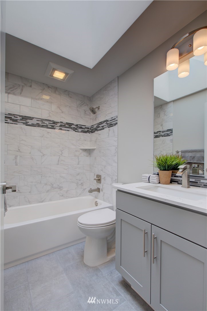 8625 244th Street Southwest Edmonds, WA 98026 - Photo 15 of 21 Gallery Image 15