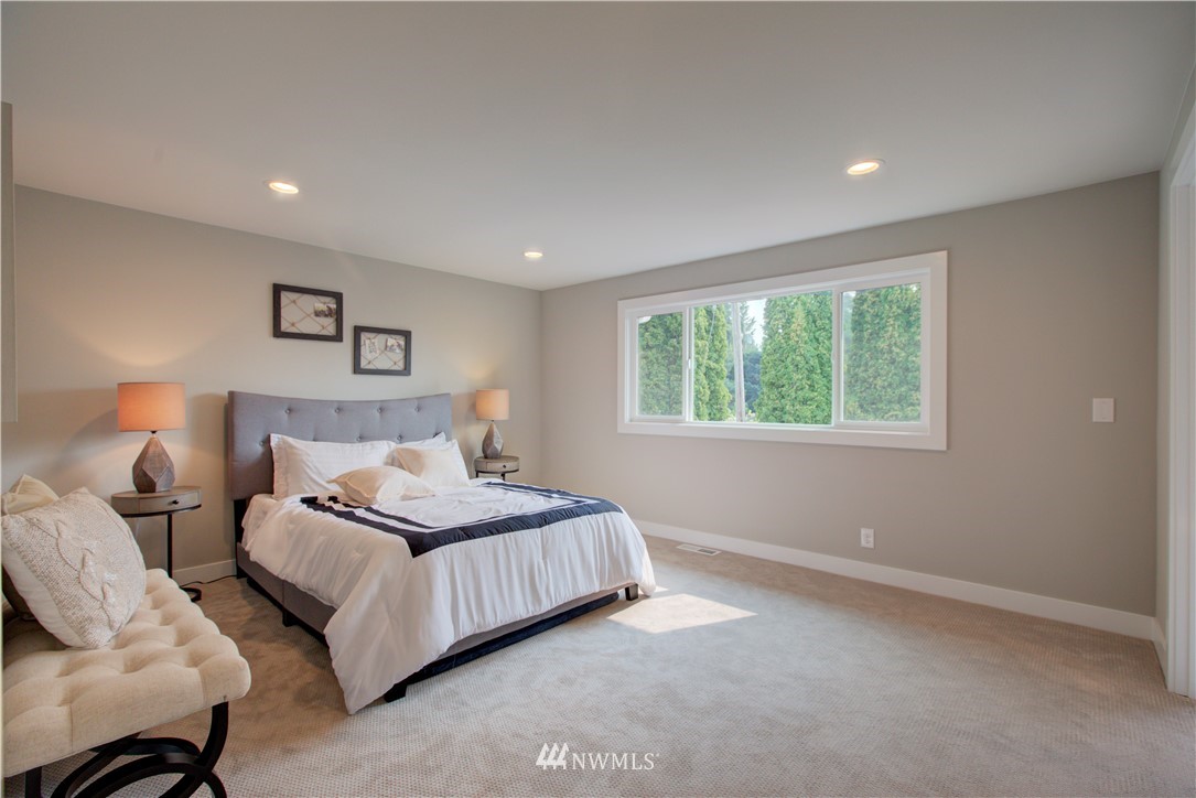 8625 244th Street Southwest Edmonds, WA 98026 - Photo 10 of 21 Gallery Image 10