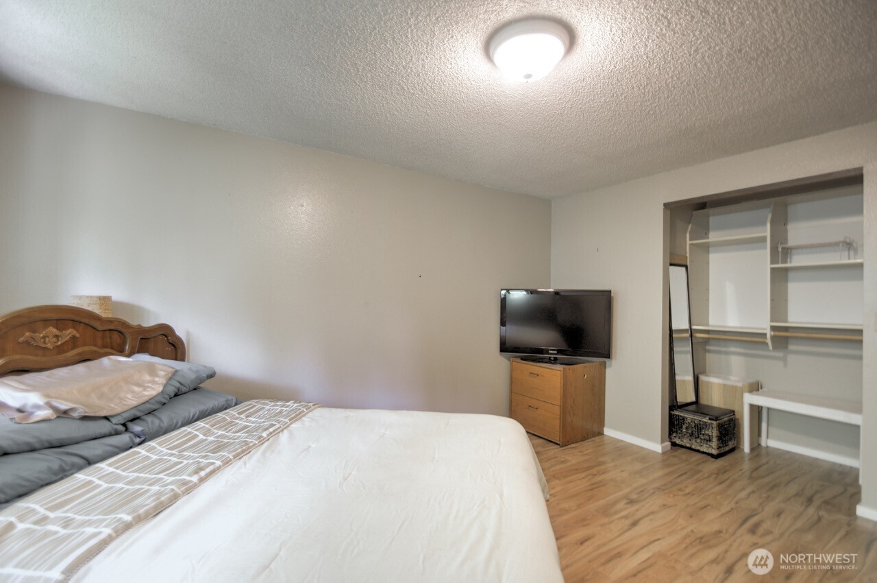 7411 Fairview Road Southwest, Unit 24 Olympia, WA 98512 - Photo 14 of 24