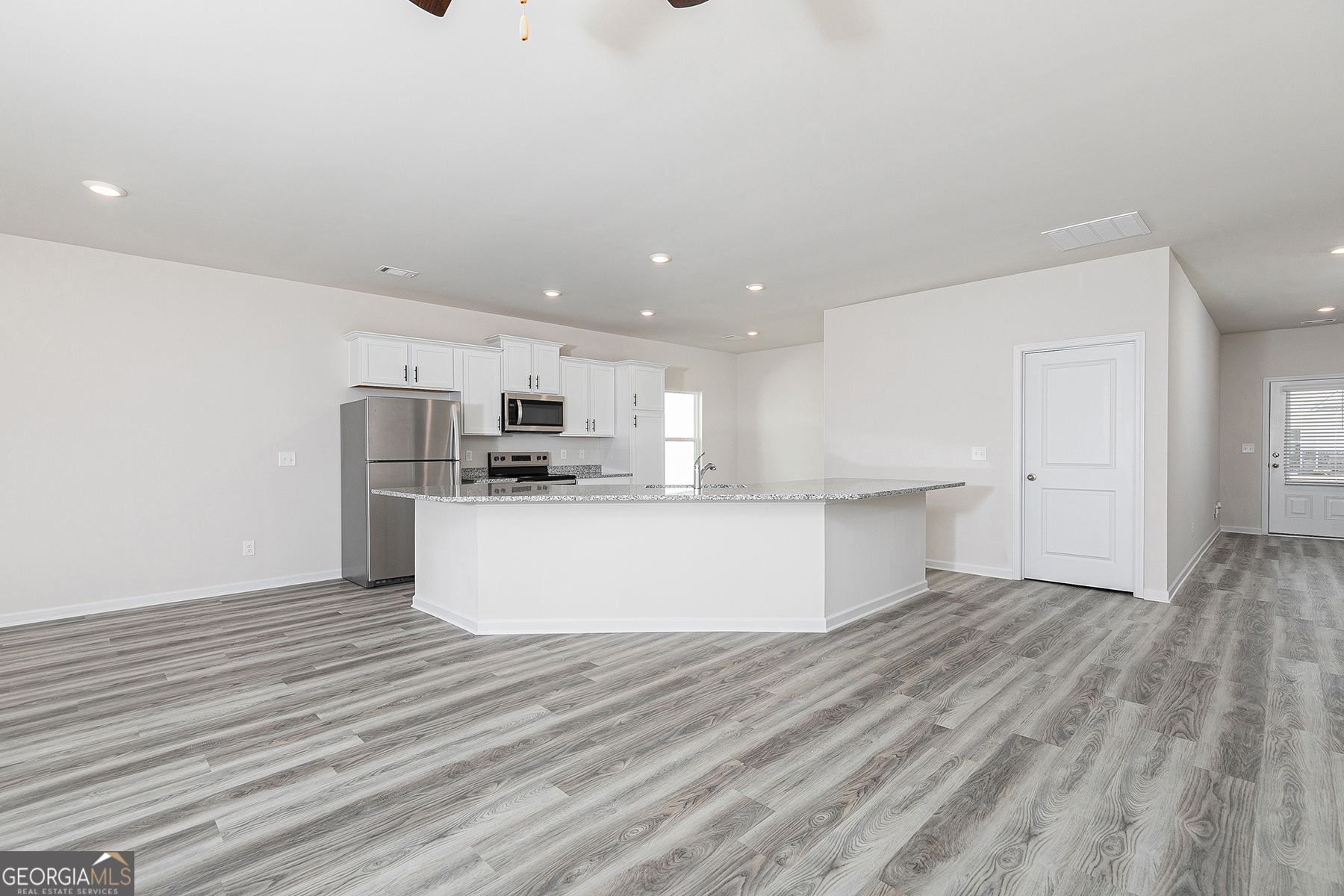 472 Prescott Way Villa Rica, GA 30180 - Photo 5 of 15 Gallery Image 5
