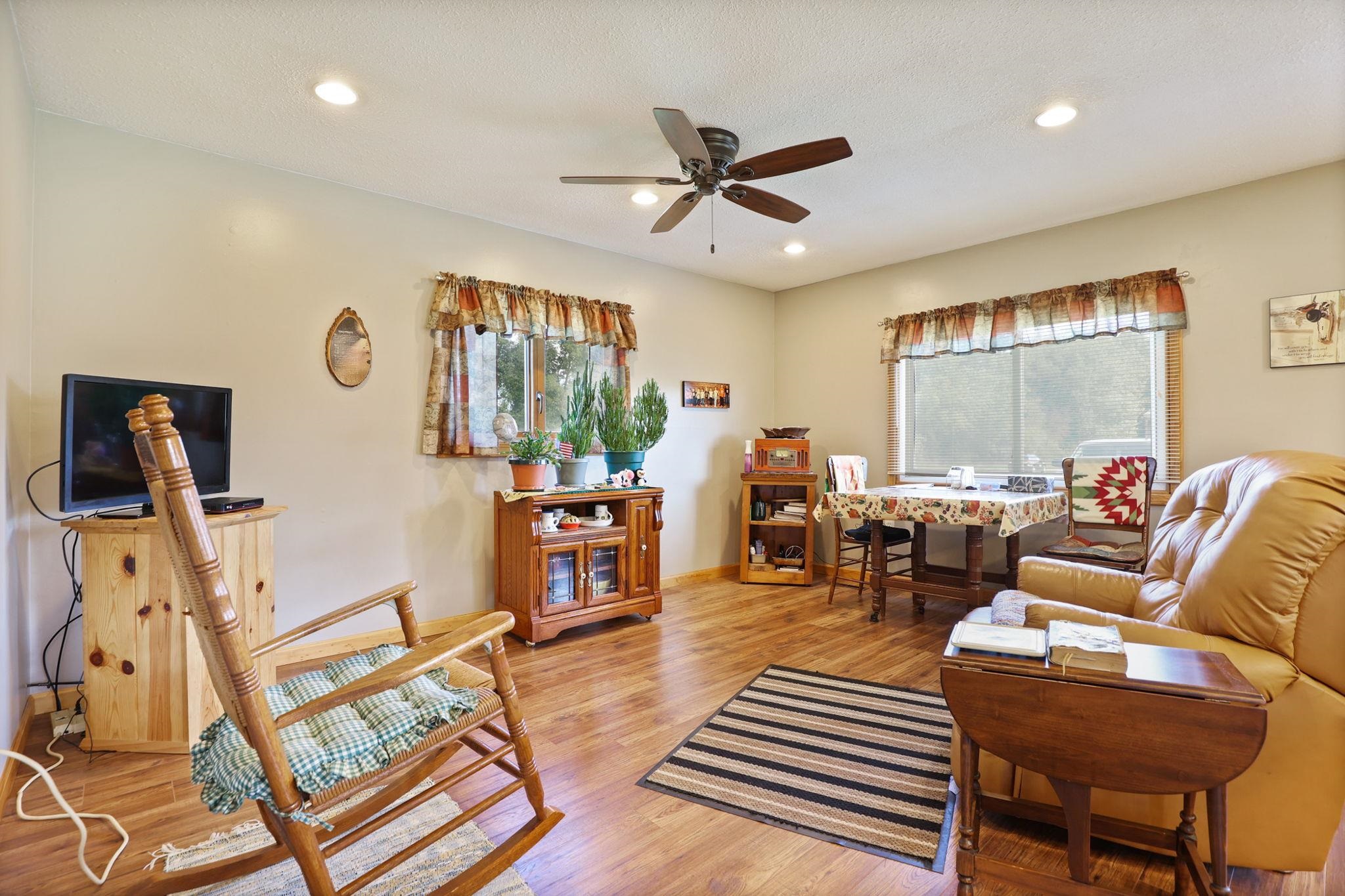 3260 Curry Road Caro, MI 48723 - Photo 10 of 49