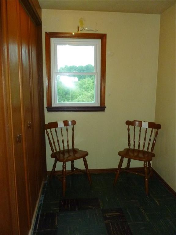 17 Robin Road McKees Rocks, PA 15136 - Photo 16 of 23
