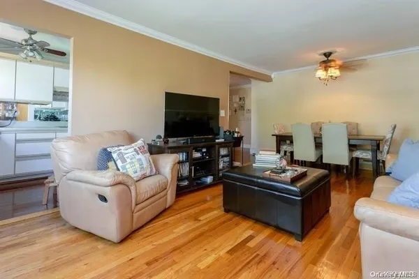 $245,000 | 1213 East Broadway, Unit B24, Hewlett, NY 11557