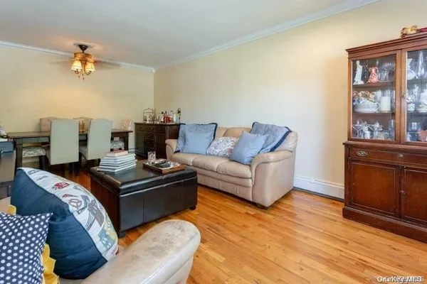 $245,000 | 1213 East Broadway, Unit B24, Hewlett, NY 11557