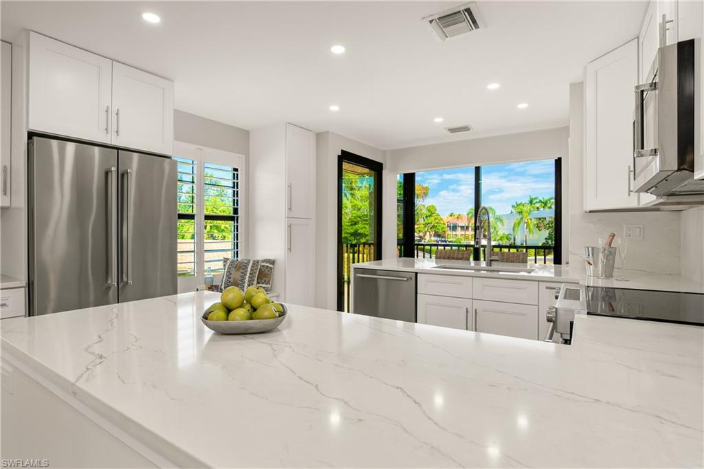 3131 Riviera Drive, Unit B204 Naples, FL 34103 - Photo 4 of 26 Gallery Image 4