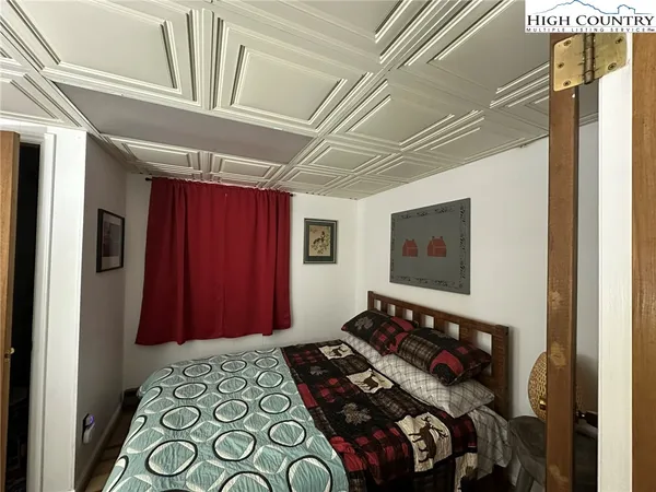 $240,000 | 1218 Waterfall Road, Sparta, NC 28675