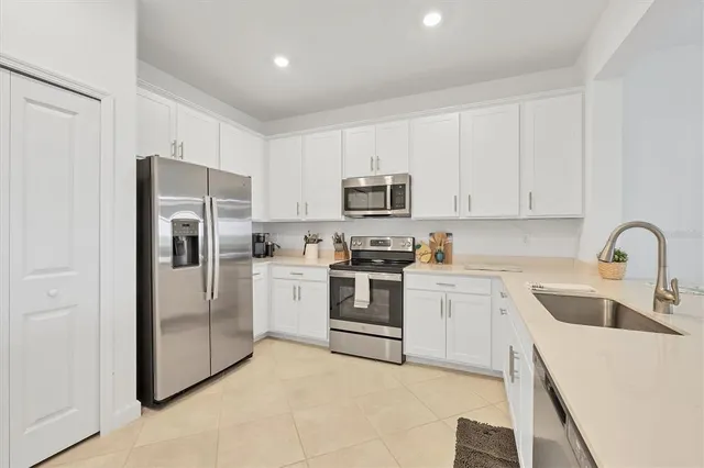 $4,200 | 8757 St Kitts Circle, Englewood, FL 34224