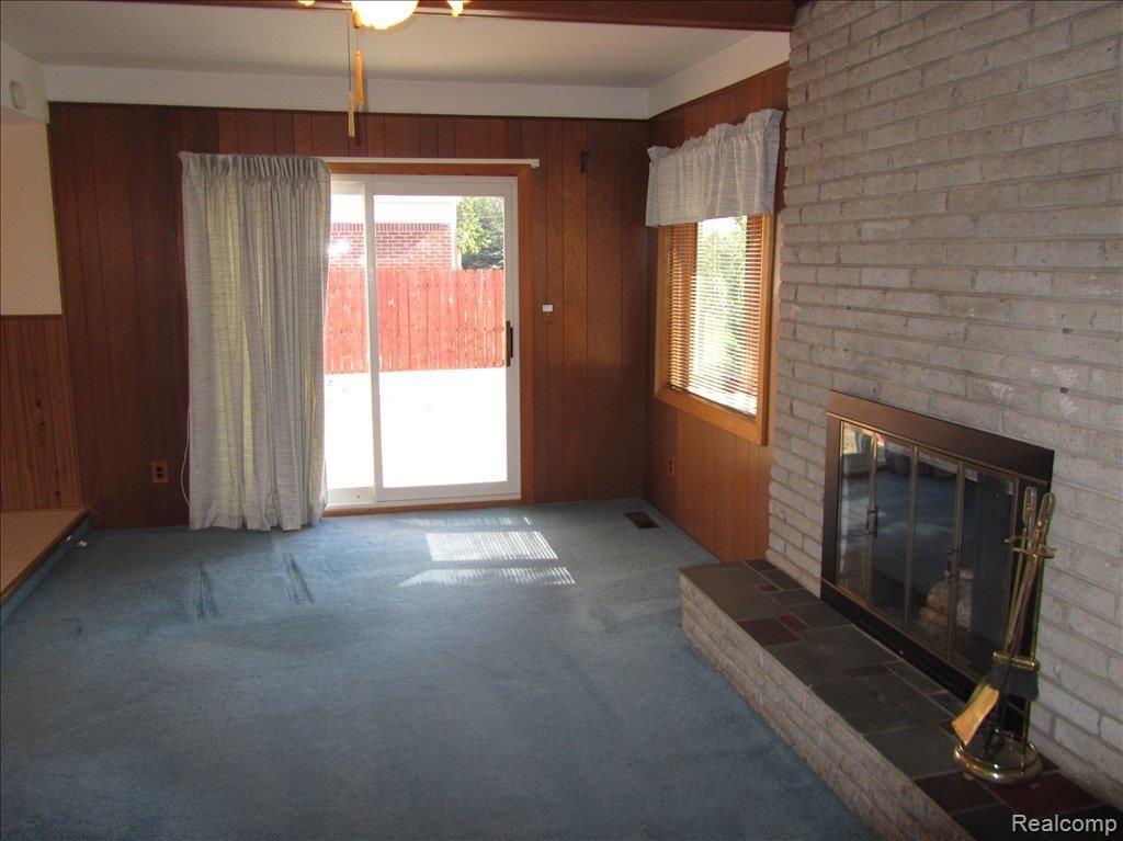 3630 Common Road Warren, MI 48092 - Photo 13 of 25 IMG_0930