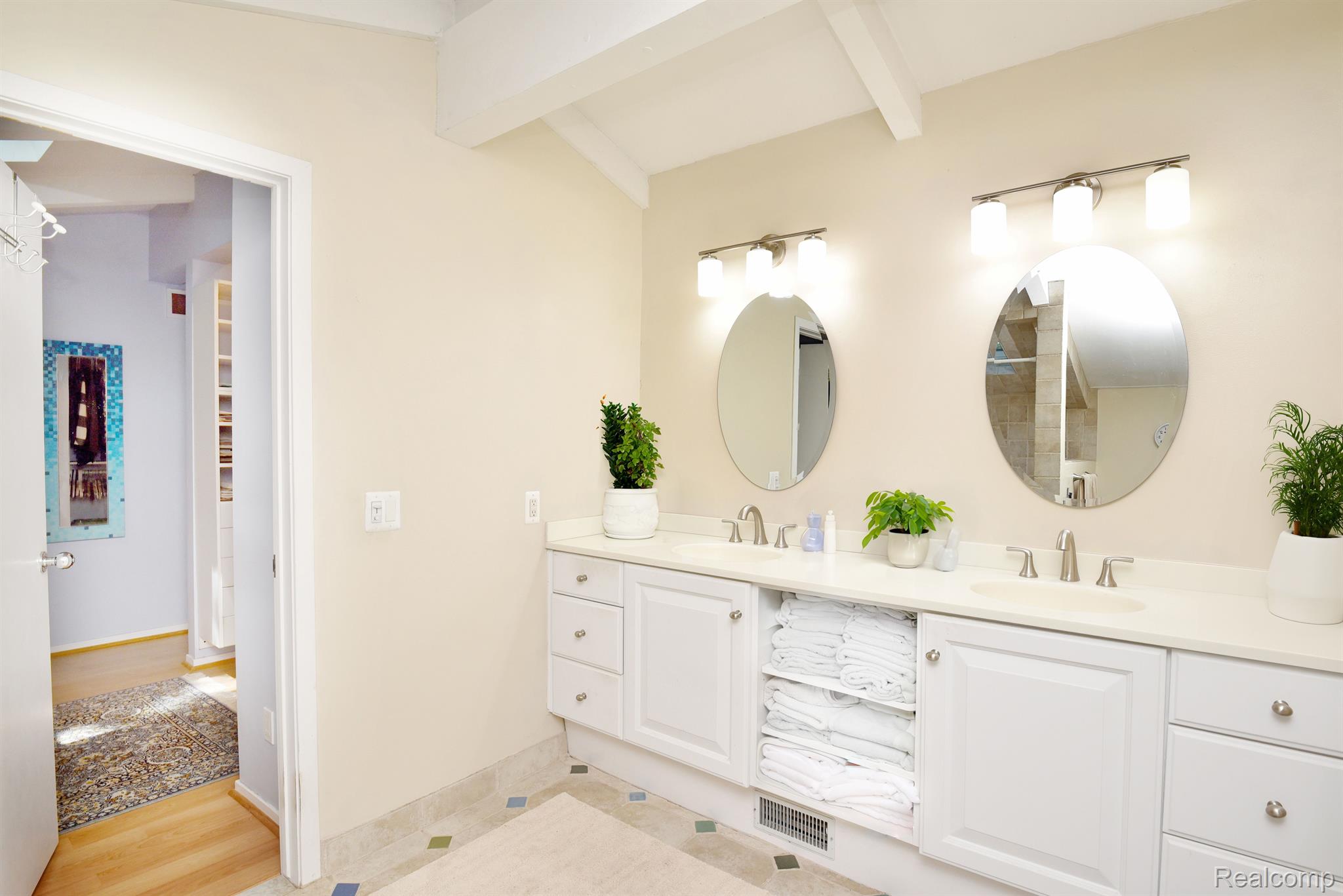 770 Foxhall Road Bloomfield Hills, MI 48304 - Photo 21 of 36 Gallery Image 21