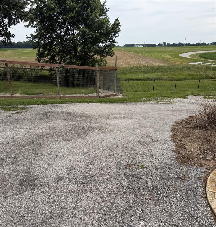 9802 Korte Sewald Road Lebanon, IL 62254 - Photo 4 of 4