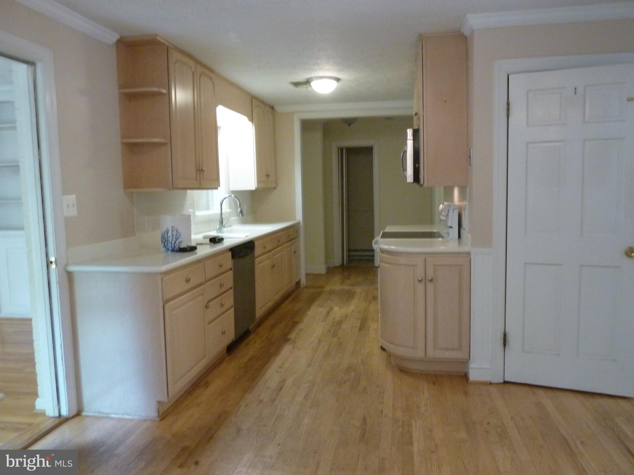 143 Stonebrook Road Winchester, VA 22602 - Photo 11 of 21 Kitchen