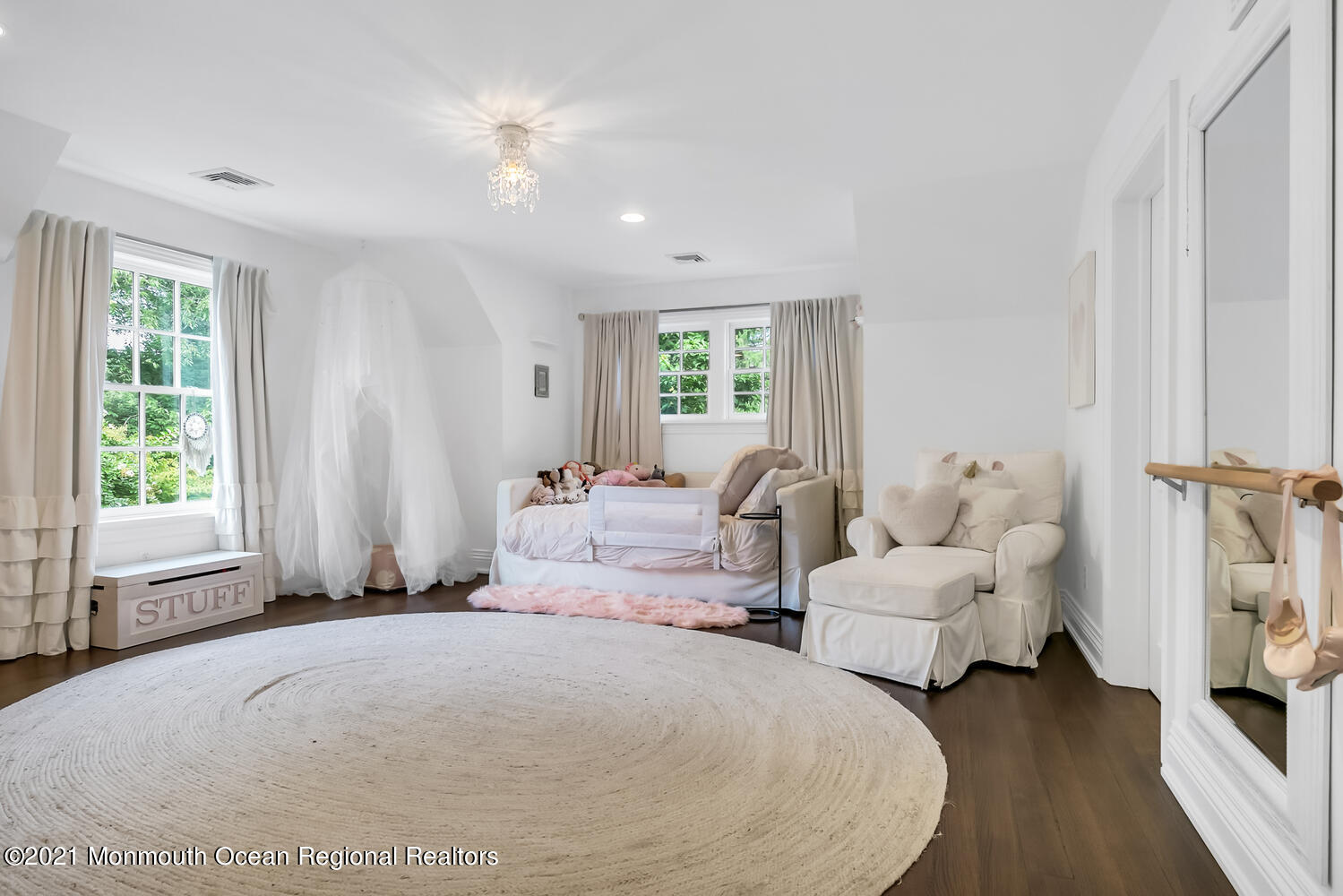 7 Sheraton Lane Rumson, NJ 07760 - Photo 18 of 32 a bedroom with bed and a large window