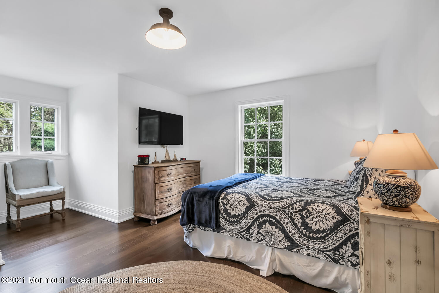 7 Sheraton Lane Rumson, NJ 07760 - Photo 23 of 32 a bedroom with a bed and a television