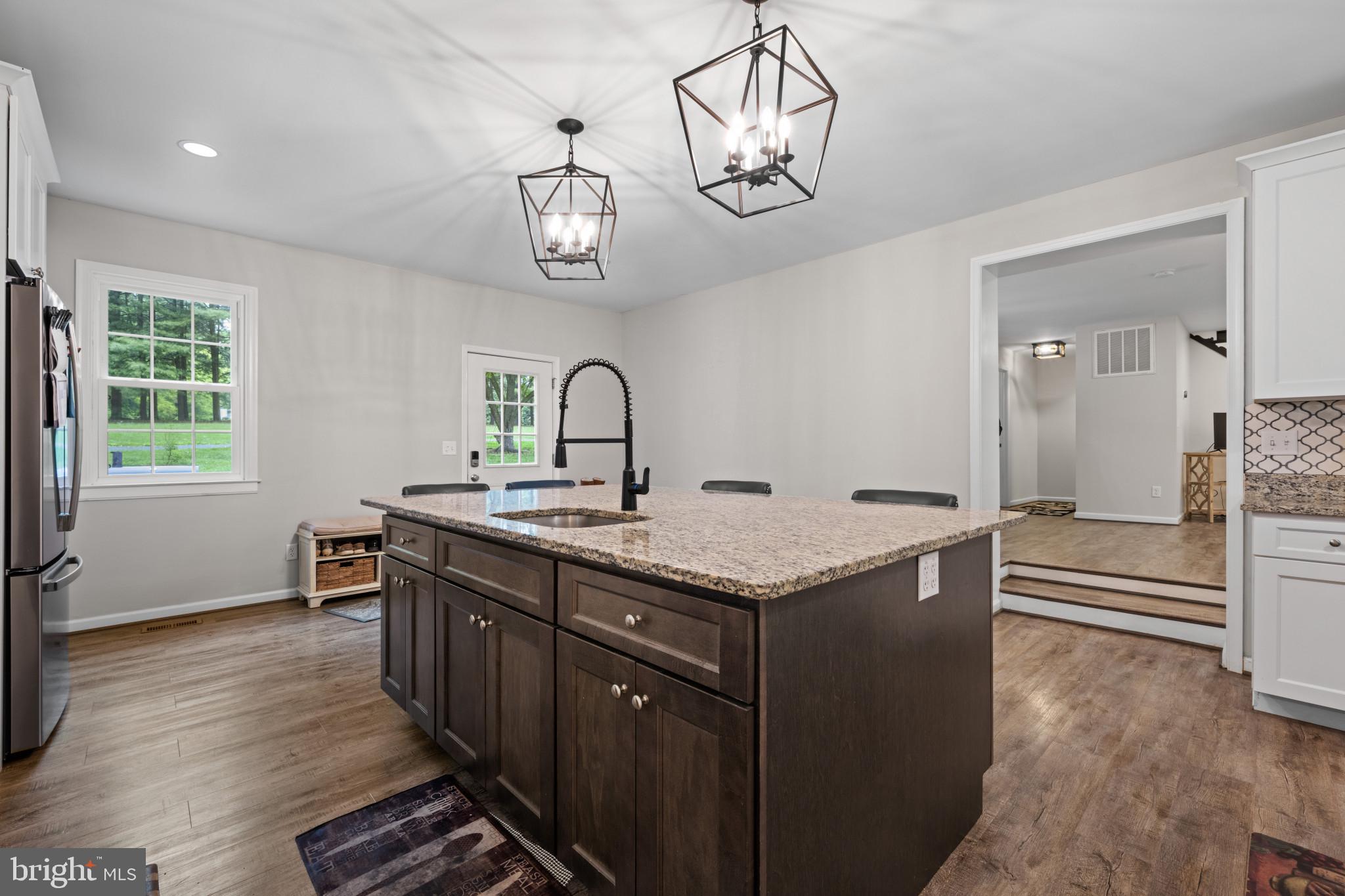 8730 Mapleville Road Mount Airy, MD 21771 - Photo 22 of 91