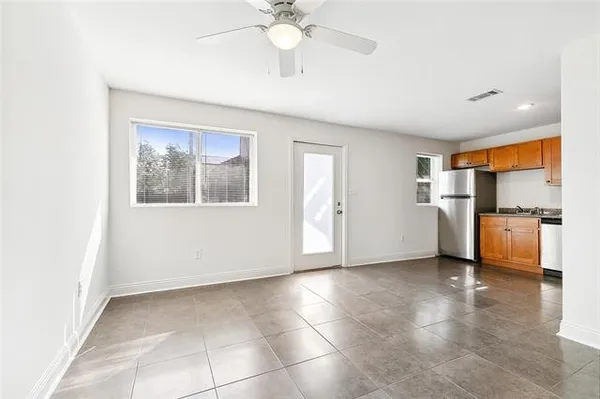 $1,150 | 2013 South Liberty Street, Unit 202, New Orleans, LA 70113