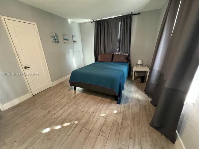 $2,699 | 825 North 26th Avenue, Hollywood, FL 33020