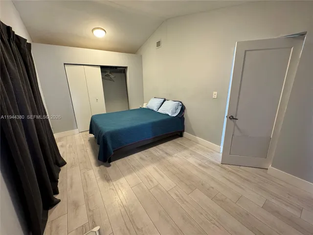 $2,699 | 825 North 26th Avenue, Hollywood, FL 33020