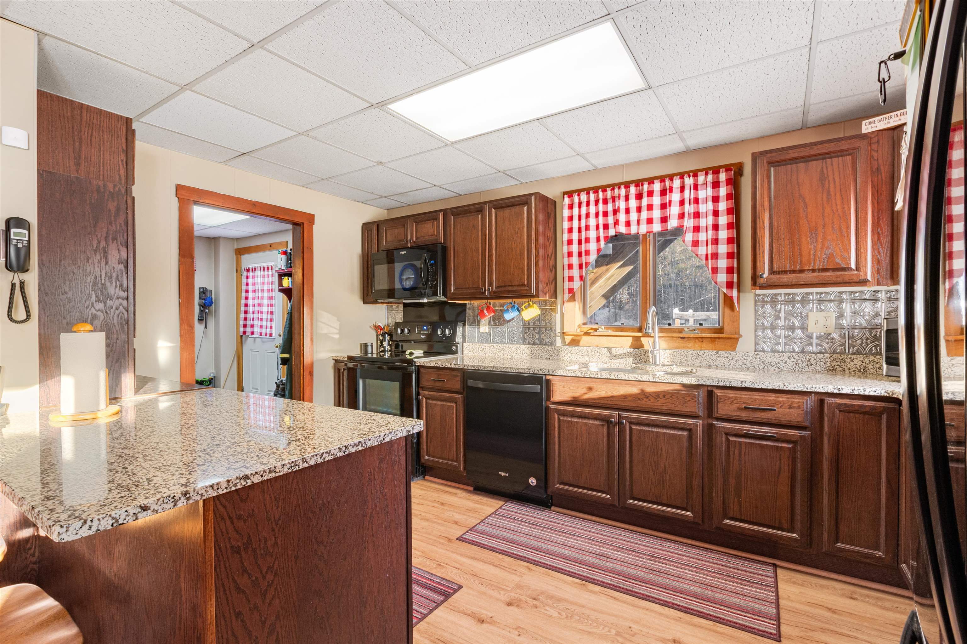 553 Lancaster Road Northumberland, NH 03582 - Photo 14 of 45