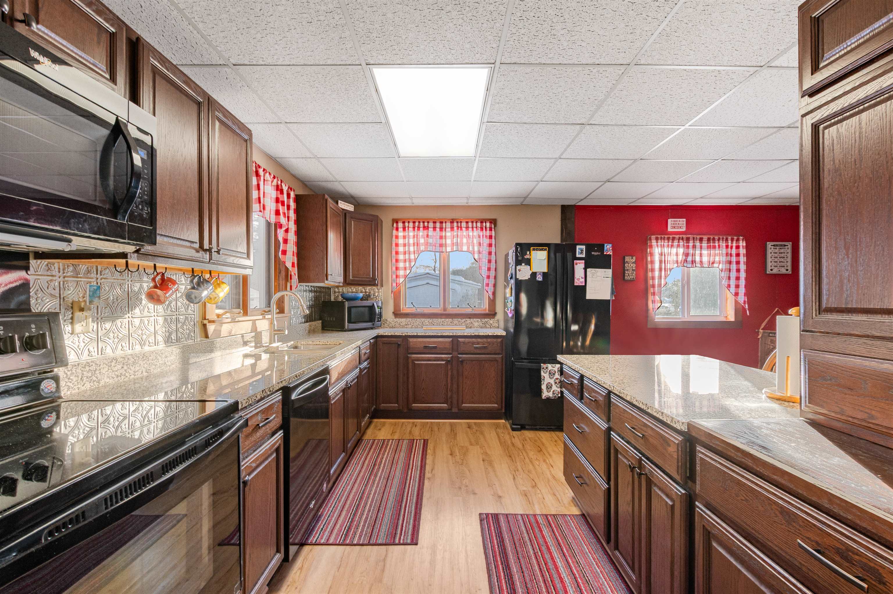 553 Lancaster Road Northumberland, NH 03582 - Photo 18 of 45