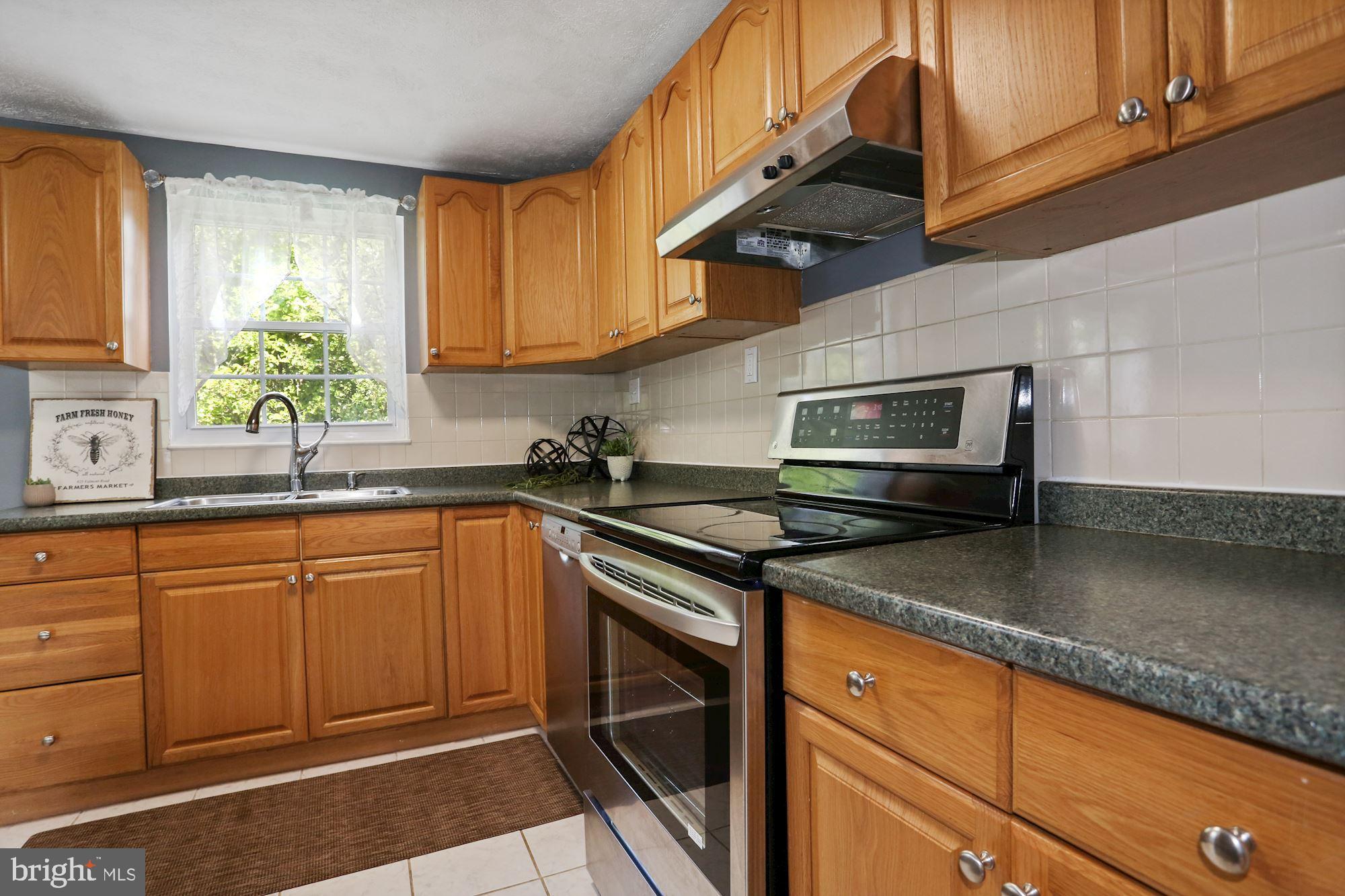2809 Logway Road Vienna, VA 22181 - Photo 14 of 40 Gallery Image 14
