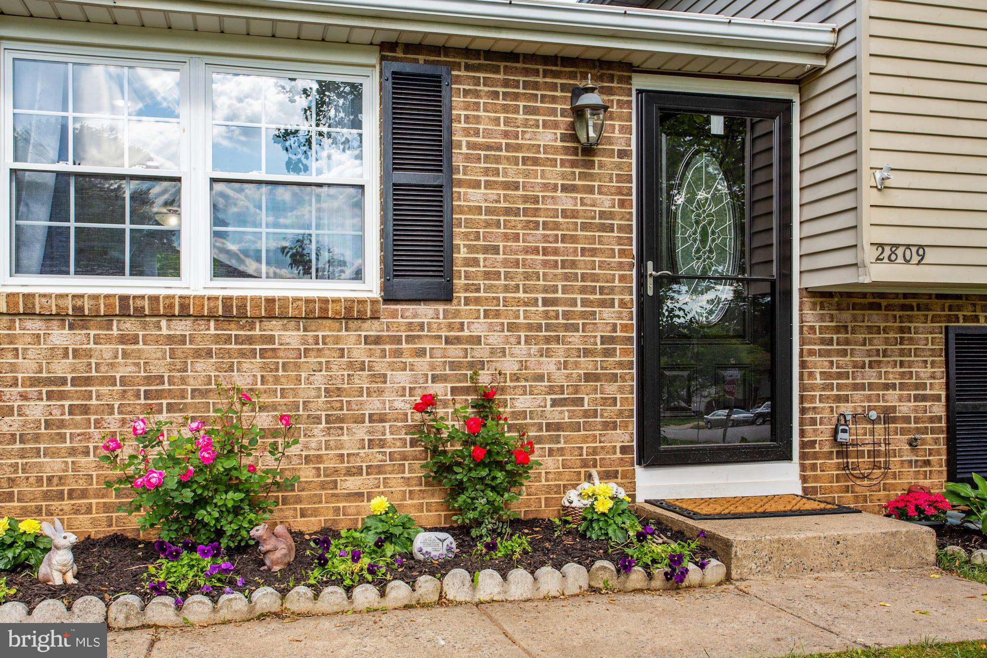 2809 Logway Road Vienna, VA 22181 - Photo 3 of 40 Gallery Image 3