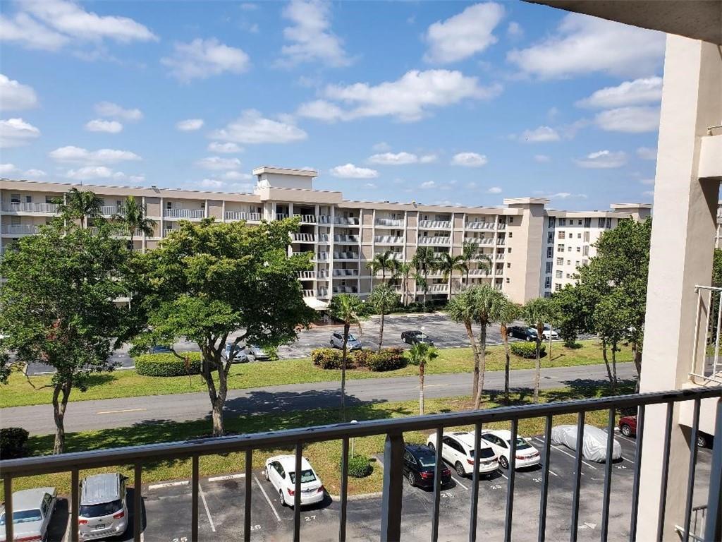 3000 South Course Drive Pompano Beach, FL 33069 - Photo 25 of 31 24