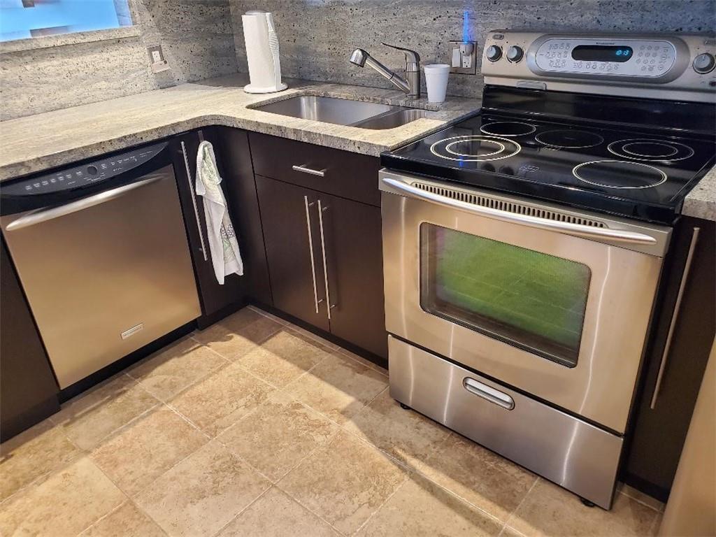 3000 South Course Drive Pompano Beach, FL 33069 - Photo 3 of 31 2