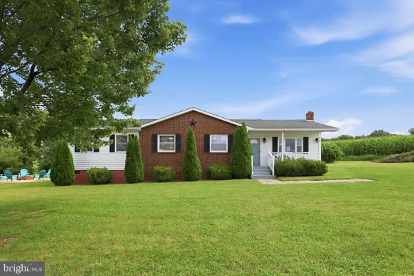 $435,000 | 204 Hilliard Drive, Luray, VA 22835