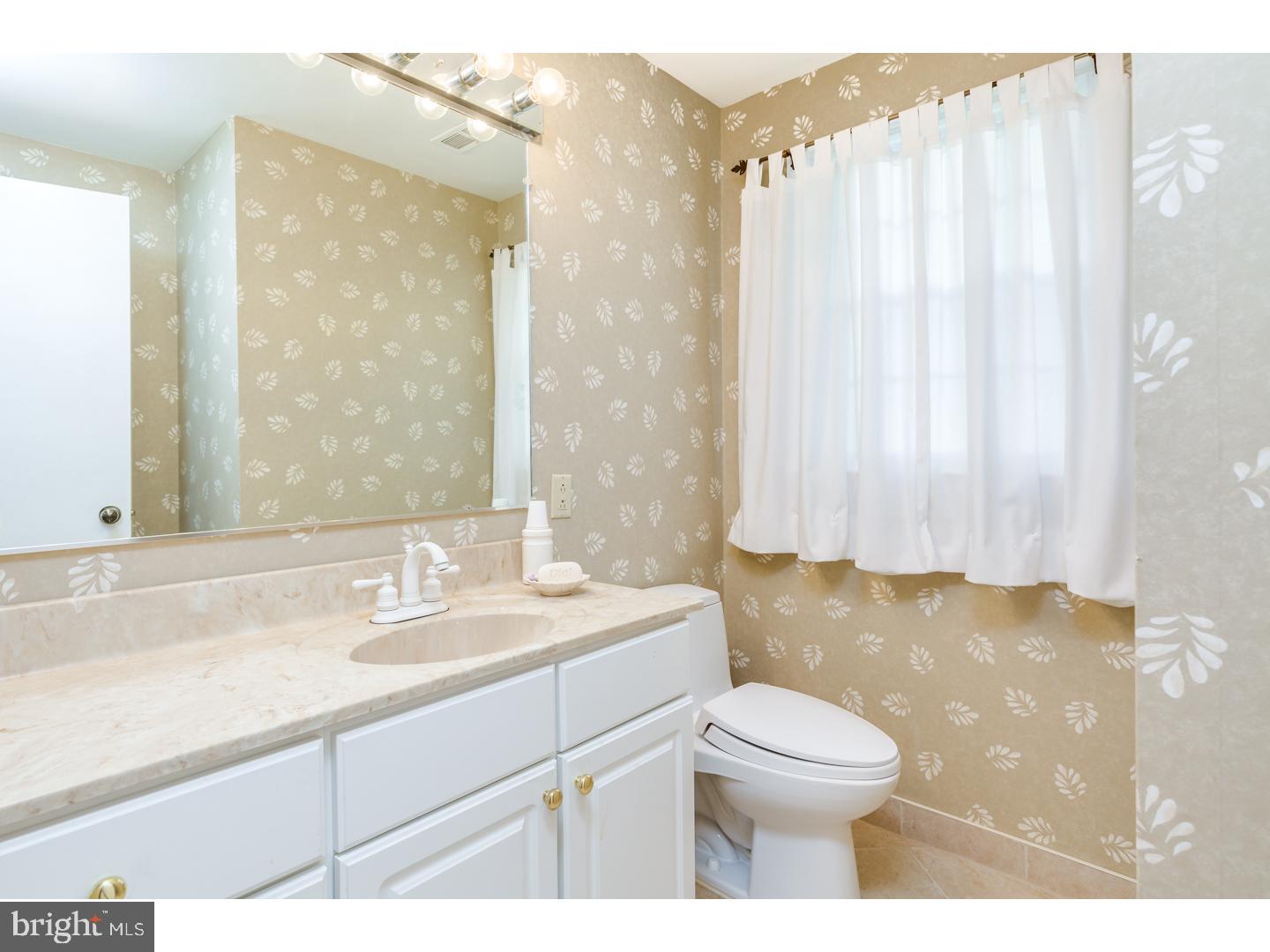 362 Bortons Mill Road Cherry Hill, NJ 08034 - Photo 18 of 25