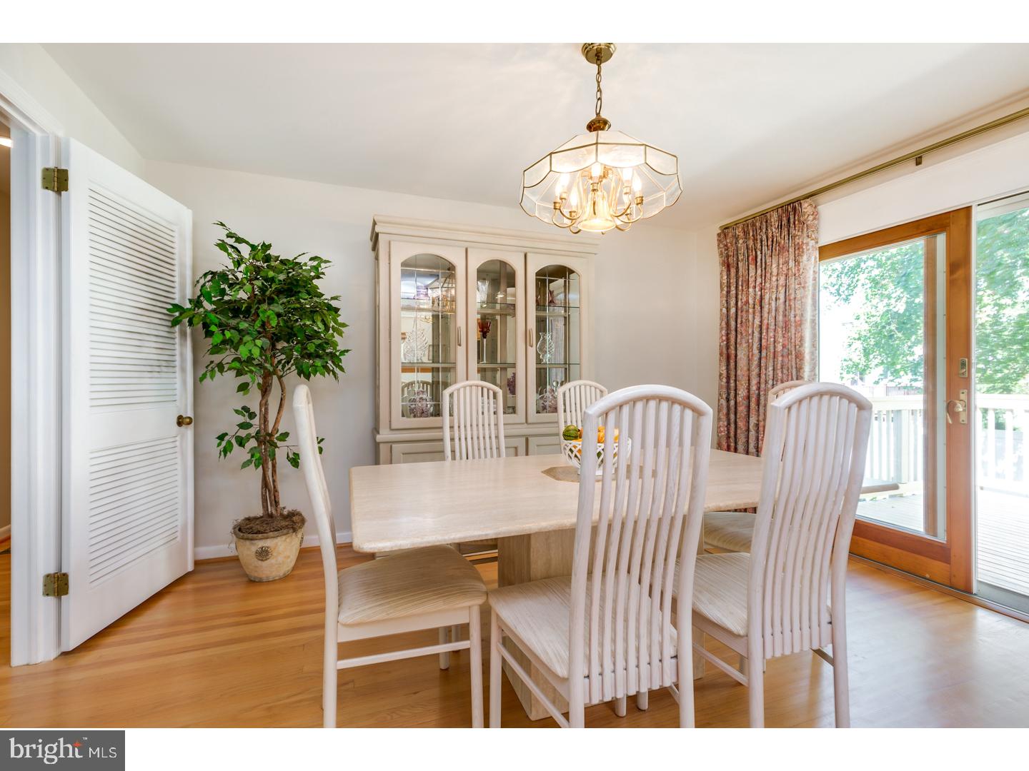 362 Bortons Mill Road Cherry Hill, NJ 08034 - Photo 7 of 25