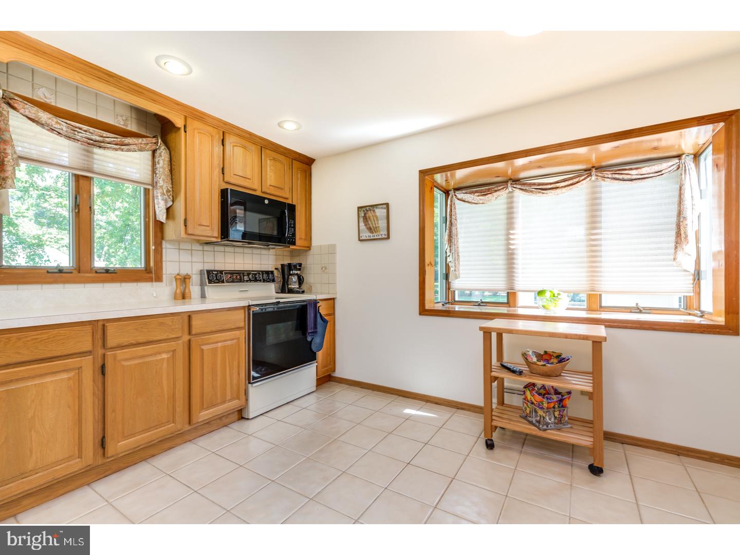 362 Bortons Mill Road Cherry Hill, NJ 08034 - Photo 8 of 25