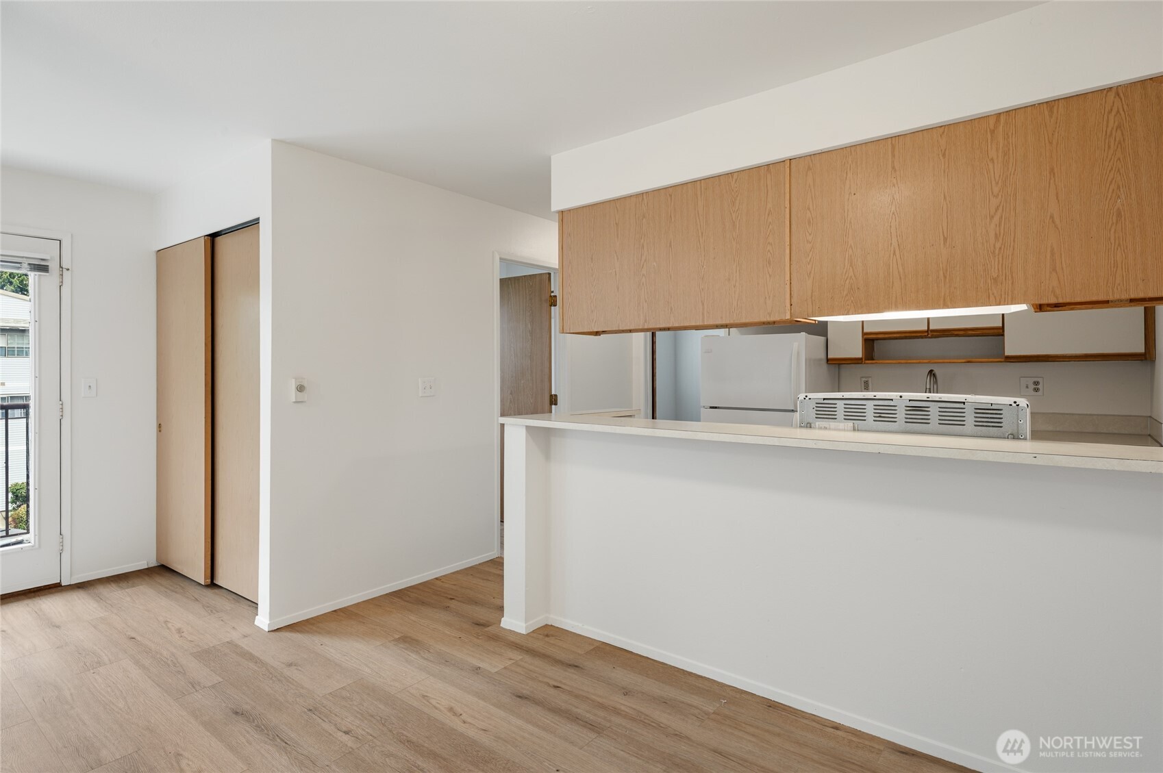 709 North 95th Street Seattle, WA 98103 - Photo 8 of 13 Gallery Image 8