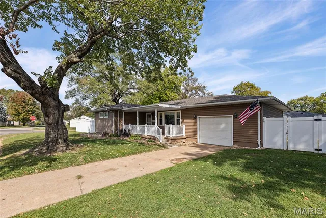 $180,000 | 3028 Wayne Avenue, Granite City, IL 62040