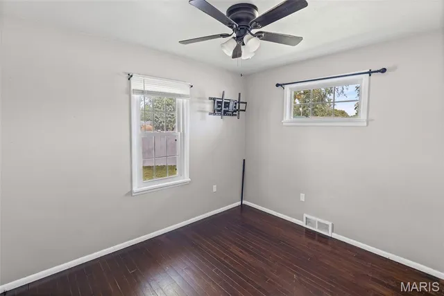 $180,000 | 3028 Wayne Avenue, Granite City, IL 62040