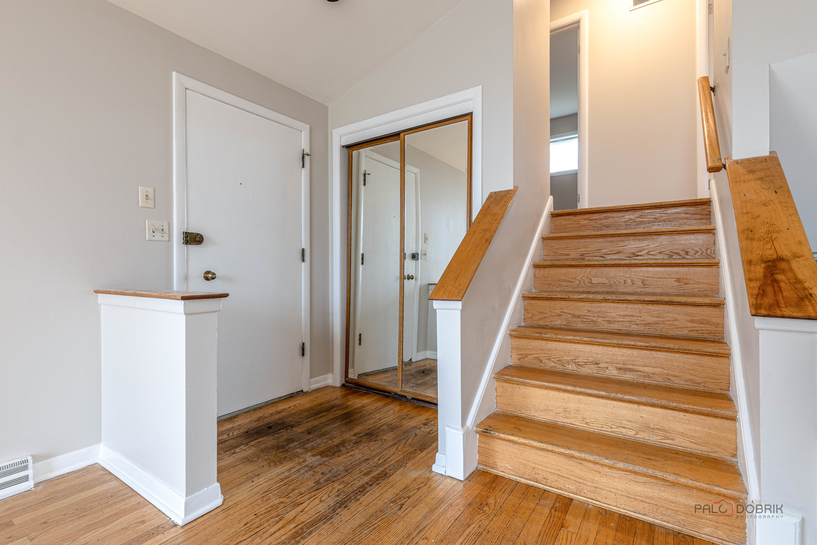 1426 Wescott Road Northbrook, IL 60062 - Photo 4 of 30 Gallery Image 4