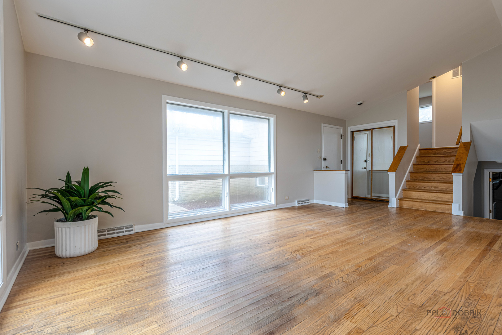 1426 Wescott Road Northbrook, IL 60062 - Photo 10 of 30 Gallery Image 10
