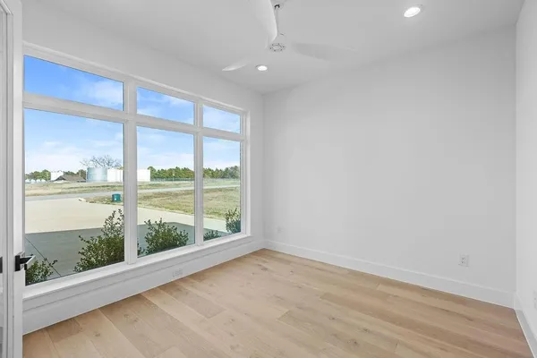 $485,000 | 186 Desert Mountain Drive, Gordonville, TX 76245