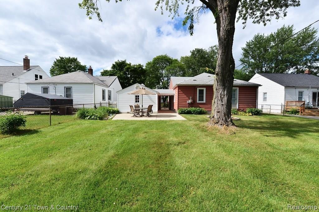 3421 Chester Road Royal Oak, MI 48073 - Photo 35 of 36 Backyard