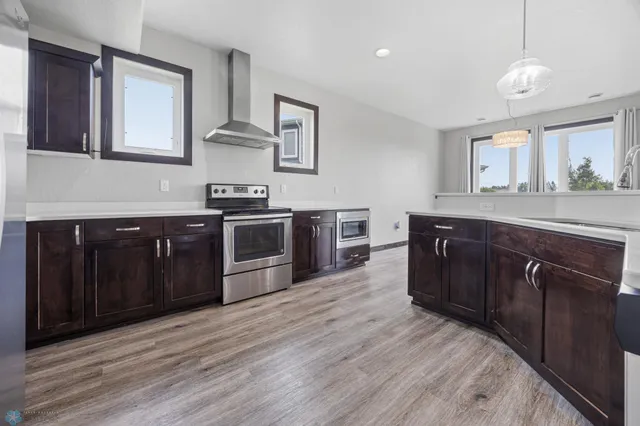 $459,000 | 1029 44th Avenue South, Moorhead, MN 56560