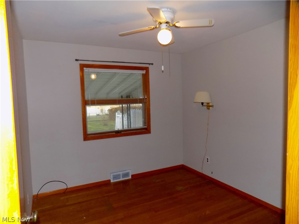 9300 Reichert Road Parma, OH 44130 - Photo 7 of 14
