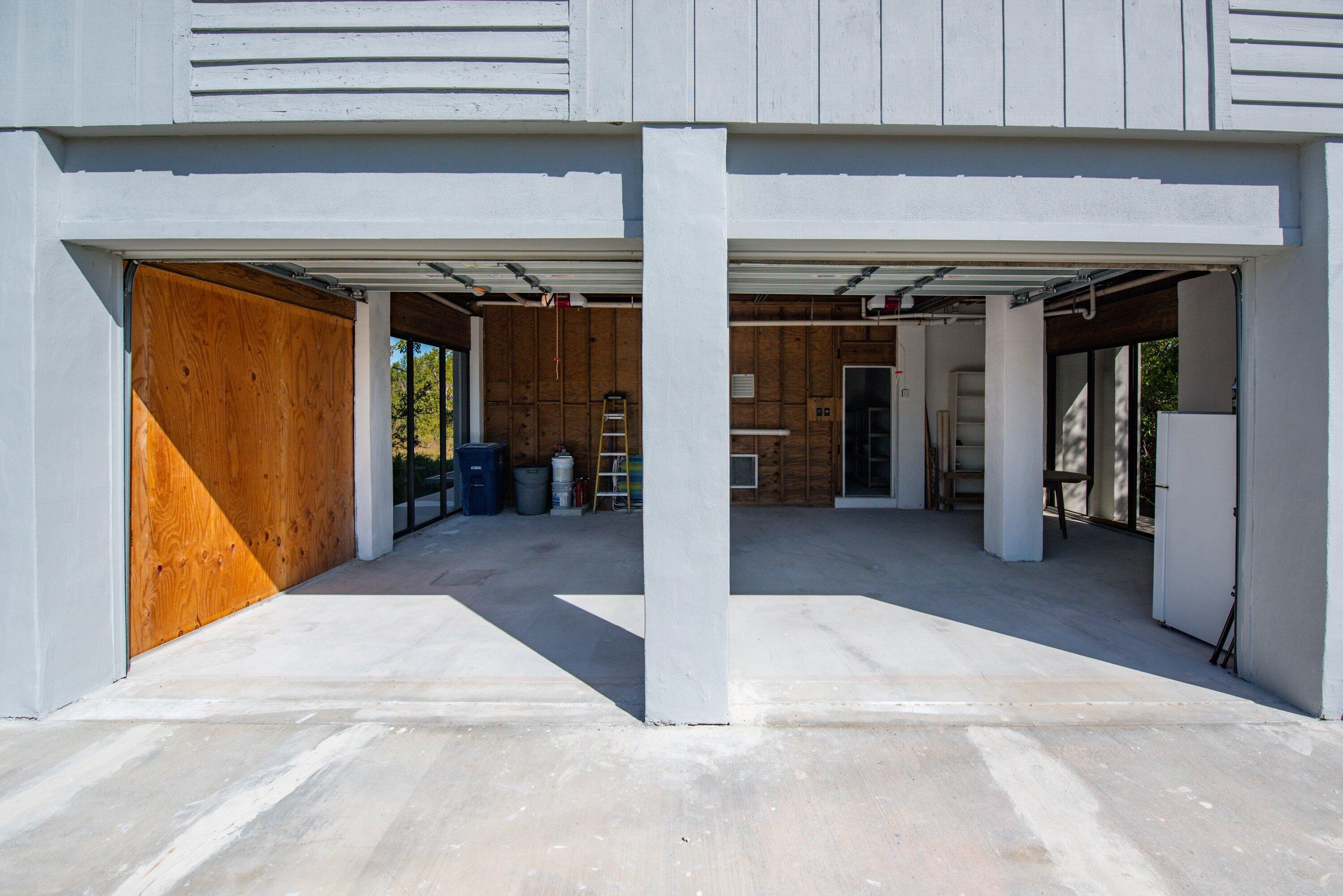 3127 Stewart Road Summerland Key, FL 33042 - Photo 34 of 64 2-Car Garage
