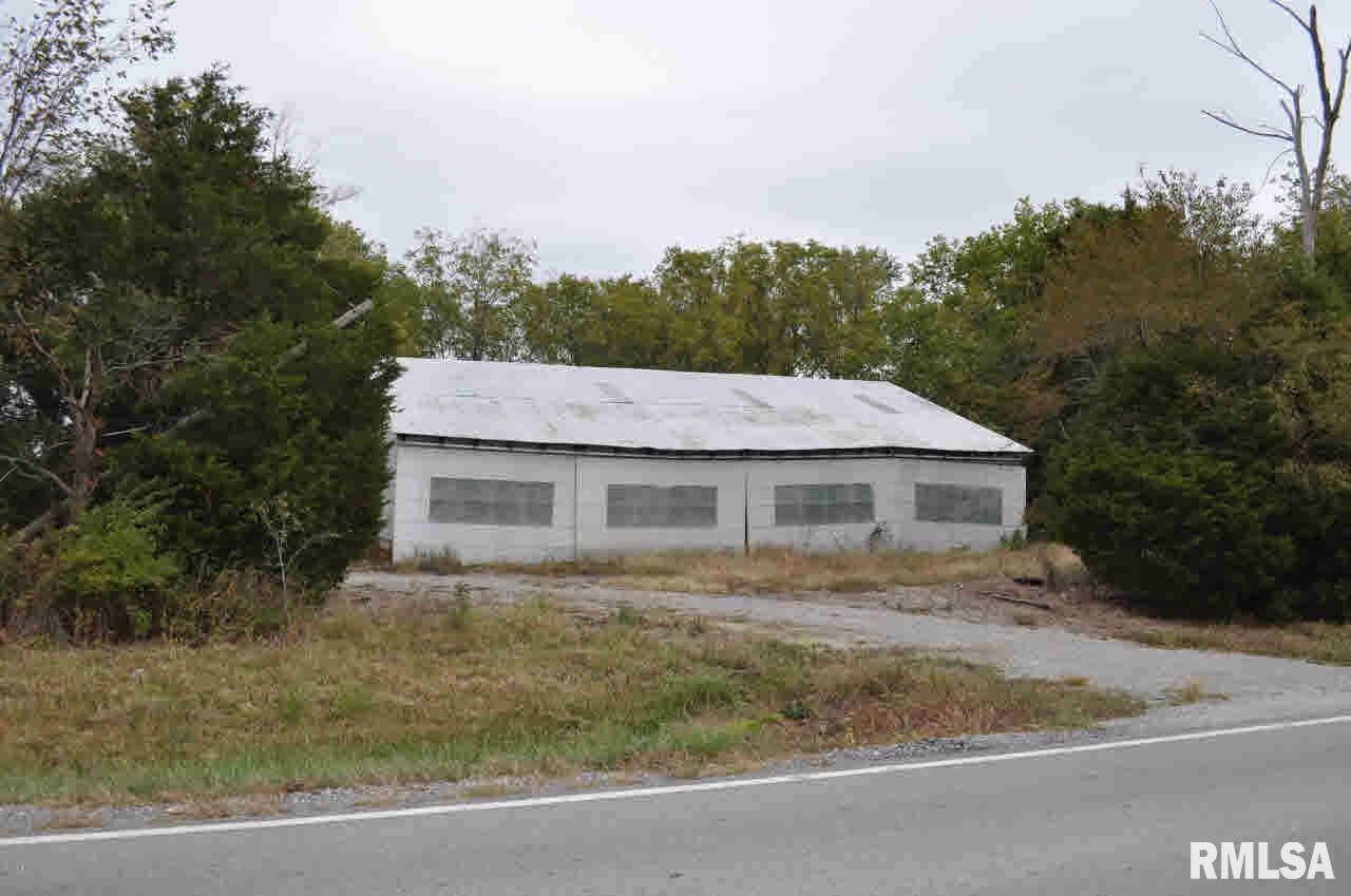 19394 Ewing Road Ewing, IL 62836 - Photo 29 of 43