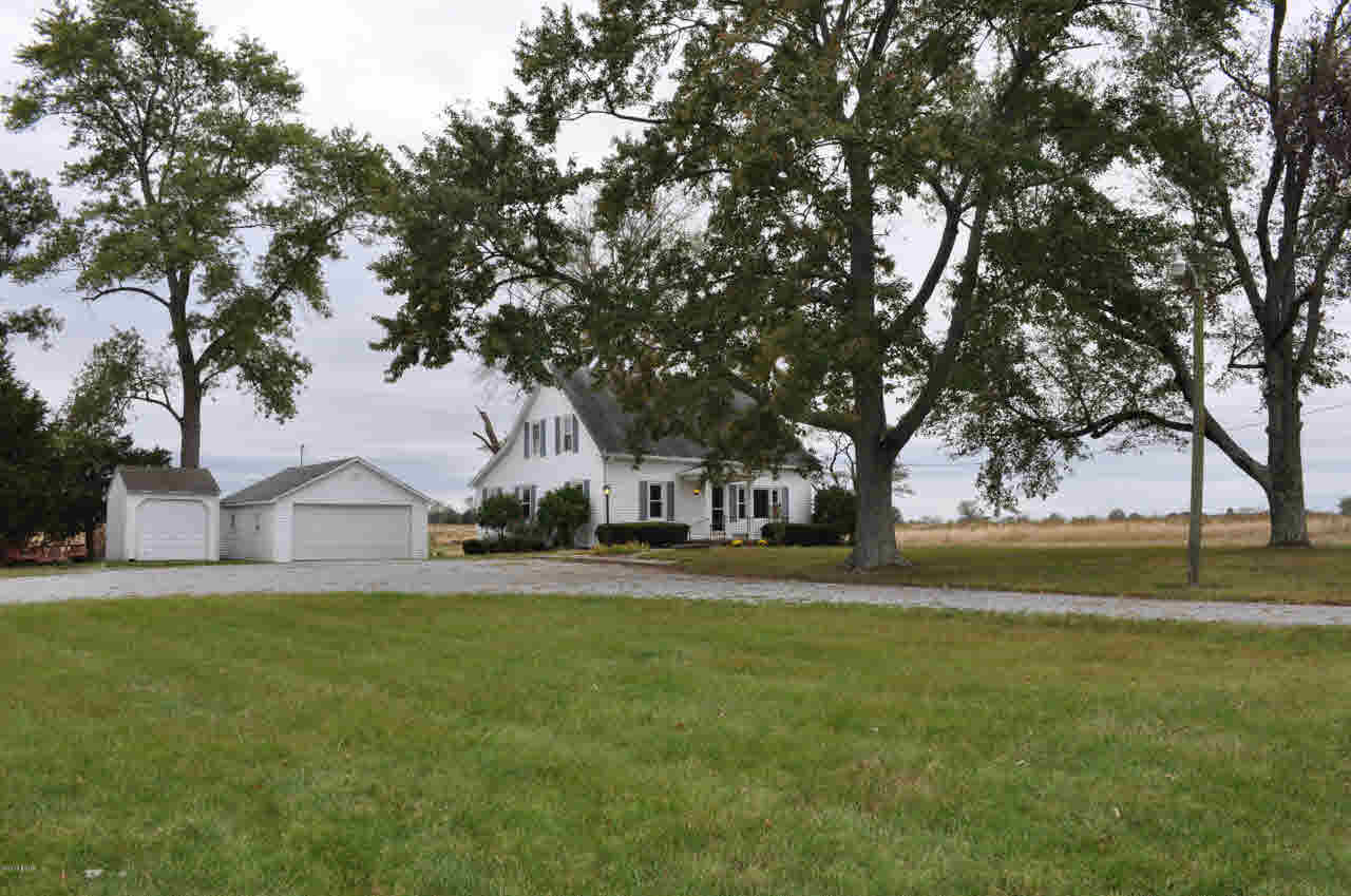 19394 Ewing Road Ewing, IL 62836 - Photo 37 of 43