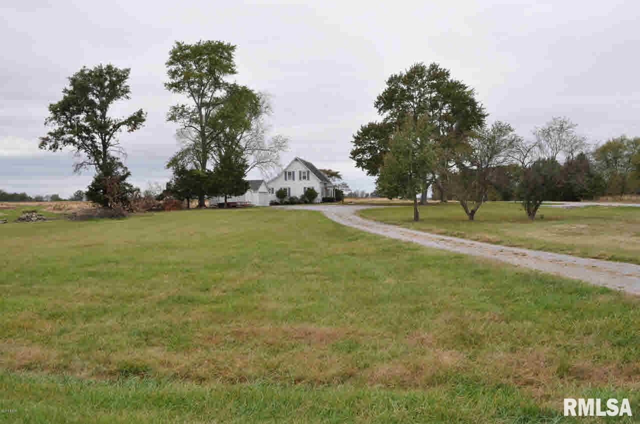 19394 Ewing Road Ewing, IL 62836 - Photo 39 of 43
